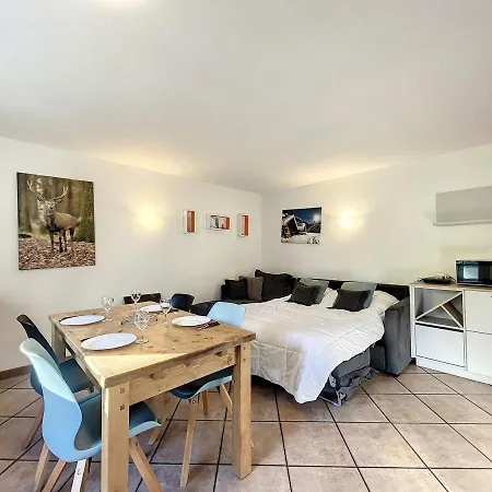 Chamonix: 3 Pieces, 6 Pers, Balcon, Garage, Wifi - Fr-1-507-74 Apartment