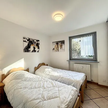 Chamonix: 3 Pieces, 6 Pers, Balcon, Garage, Wifi - Fr-1-507-74 Apartment Chamonix