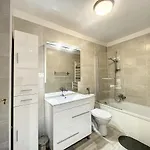 Au Centre De - 6 Pers, Parking, Confort 3 Etoiles - Fr-1-507-74 *